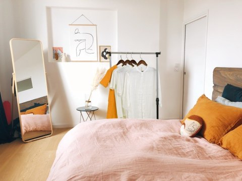 WIESZAK STOJĄCY NA KÓŁKACH ELA - POJEDYNCZY