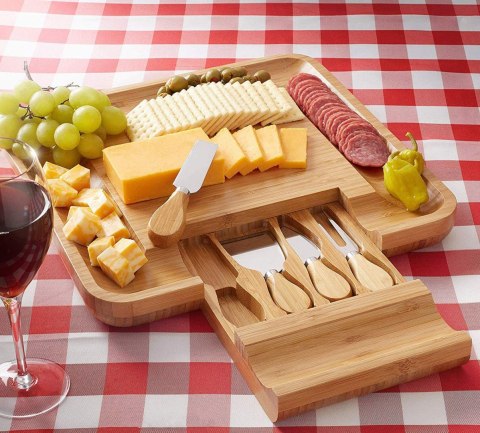 BAMBUSOWA DESKA DO PRZEKĄSEK I SERÓW ESTERA