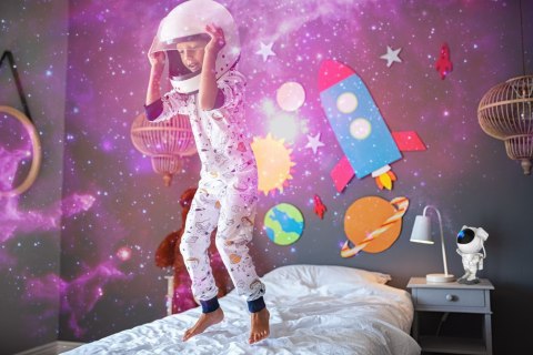 LAMPKA NOCNA LED ASTRONAUTA