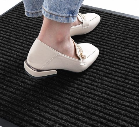 WYCIERACZKA DO BUTÓW WEJŚCIOWA POD DRZWI 90X150 CM VALERIA CZARNA