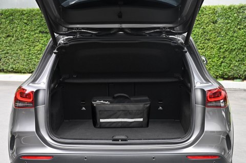 ORGANIZER SAMOCHODOWY ULM CZARNY